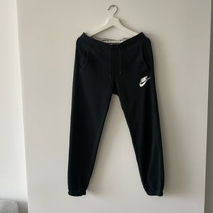 Nike sweat pants | black | size XS